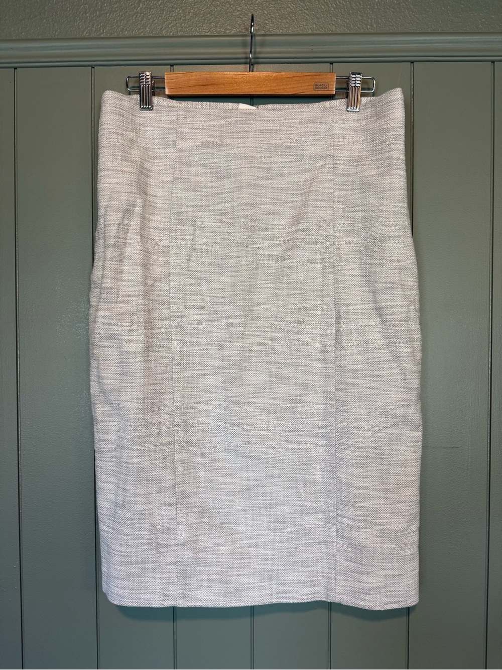 Gray Textured Pencil Skirt